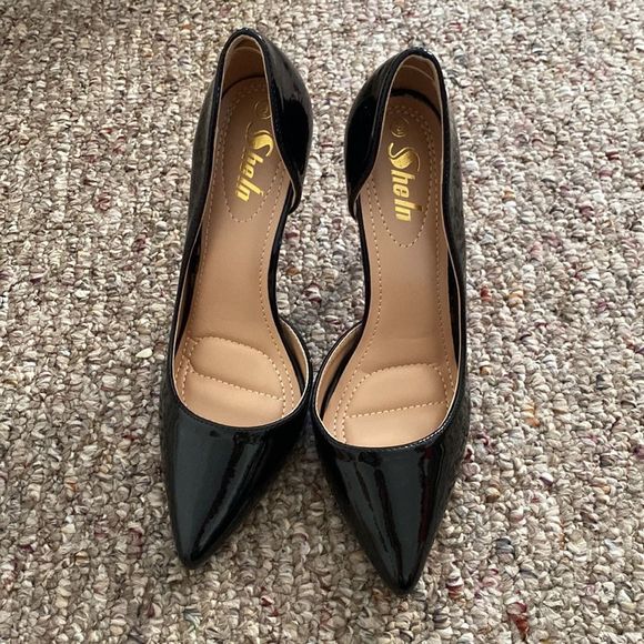 Shein black pumps Size 9 - Picture 2 of 5